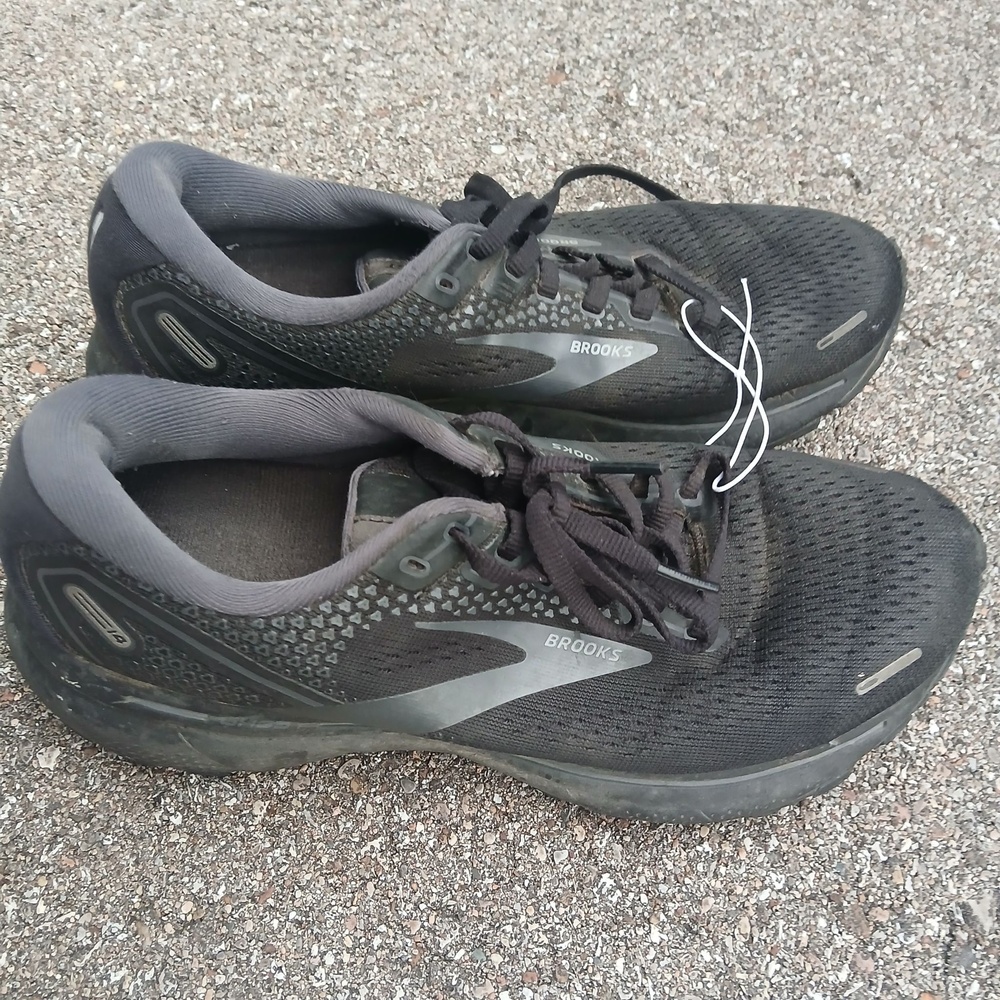 Brooks Ghost 14 Shoes Mens Size 9 Black Mesh Road Running Cushioned Sneakers